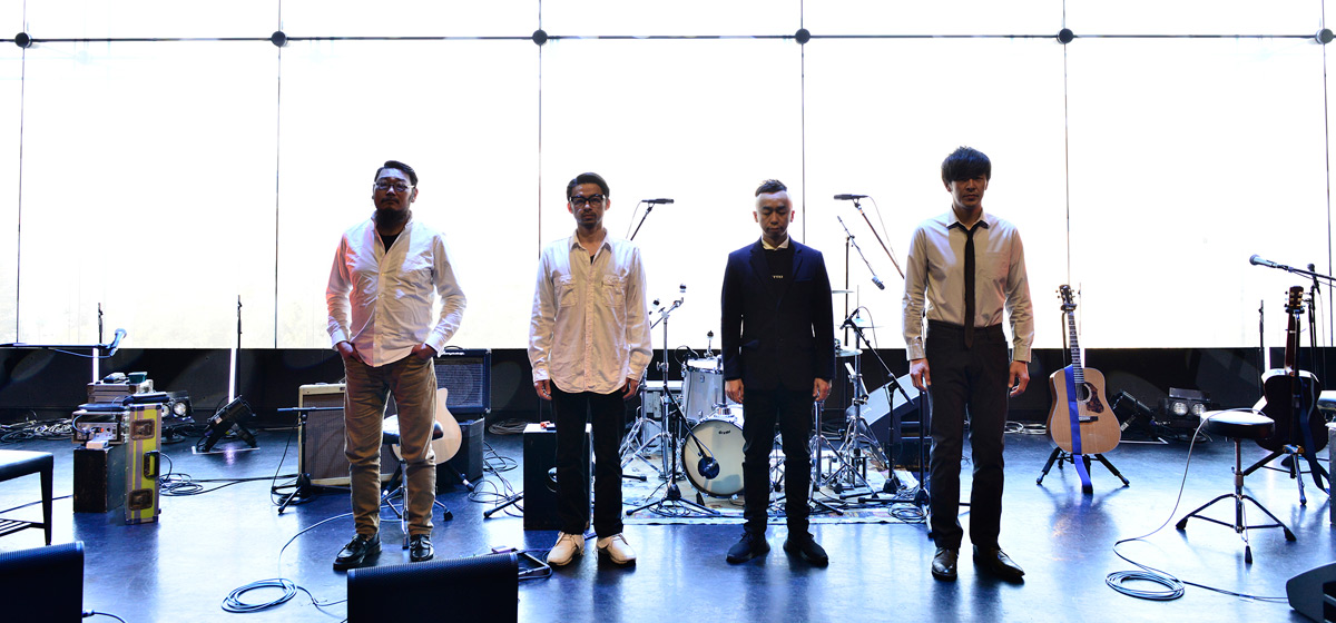the band apart (naked)