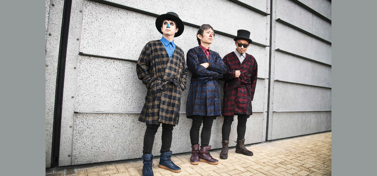H ZETTRIO
